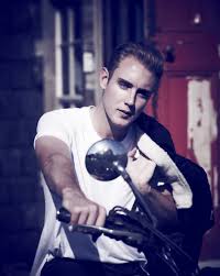 Stuart broad gives fascinating display and explanation of his bowling techniques! Stuart Broad Photographer Jason Hetherington England Cricket Team Stuart Broad Sports Stars