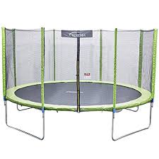 Wenn sie ein trampolin für den garten kaufen wollen, erfahren sie in unserem gartentrampolin vergleich, worauf sie dabei achten sollten. Trampolin Test Vergleich 2020 Die 12 Besten Trampoline Auf Brigitte