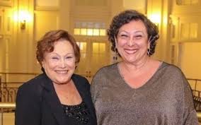 Maybe you would like to learn more about one of these? Familia De Nicette Bruno E Chamada Em Hospital Apos Noticia Sobre Filha