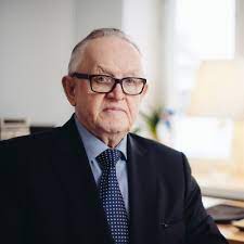 I looked into your questions and into president martti ahtisaari's presidential files, which i don't know that well, but i know that he's been working with some of your former presidents during his career, especially with jimmy carter, who was a member of the elders, like president ahtisaari. Martti Ahtisaari