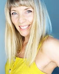 Eileen Beveridge's Instagram, Twitter & Facebook