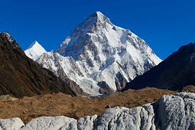Starting from the village of askole following the trekking route into the basecamp of k2 and the climb of the famous. K2