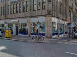 Yelp is a fun and easy way to find, recommend and talk about what's great and not so great in hamburg and beyond. Ihre Targobank In Hamburg Rathausstr 2