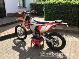 The ktm 450 smc usa model is a super motard bike manufactured by ktm. Ø¯Ø±Ø§Ø¬Ø© Ù†Ø§Ø±ÙŠØ© Ktm Ktm 450 Exc F Ktm Exc Efi 2018 1000 Eur Ù„Ù„Ø¨ÙŠØ¹ ÙÙŠ Truck1 Ø§ Ø¥Ù…Ø§Ø±Ø§Øª Ø§Ù„Ø¹Ø±Ø¨ÙŠØ© Ø§Ù„Ù…ØªØ­Ø¯Ø© Id 4545120