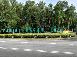 Wah, rugi banget deh rasanya kalau di dalam negeri sendiri yang begitu cantik dan mempesona ini harus dilewatkan, malah liburan di luar negeri. Pantai Bagan Lalang Tempat Menarik Di Sepang Selangor Tempat Menarik