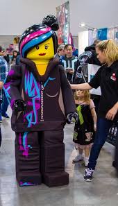 Top Cos Fan Expo 2014 Vancouver B C Lego Movie Party Cosplay Props Unikitty Lego Movie