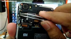 Here is the picture where u have to short. Tutorial Flash Firmware Rom Global Redmi Note 5a Ugglite Versi Tanpa Finger Print Model Mdg6 Youtube