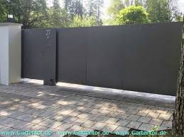 Weitere ideen zu schiebetor, zaun garten, gartengestaltung. 21 Schiebetor Ideen In 2021 Schiebetor Tor Eingangstor Design