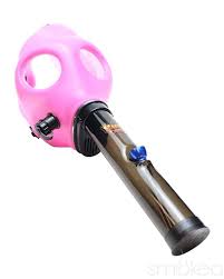 Don't panic, this gas mask bong will get the conversation going! Gas Mask Bong For Sale Fast Shipping Shop Smokea