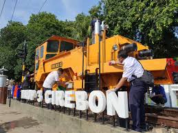 Buat stiker logo dan no kereta api model : Monumen Kereta Api Di Jalan Siliwangi Dibersihkan Ada Apa Radarcirebon Com