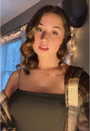 Candice Rivera's Instagram, Twitter & Facebook