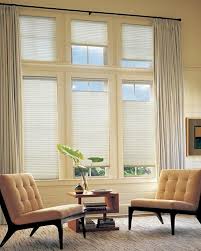 Sicherer Sichtschutz Furs Zuhause Und Das Buro 40 Schone Ideen Fensterrollos Fensterdekoration Fensterstile
