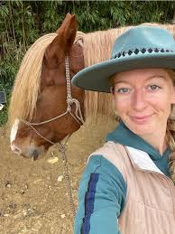 🌦️ Les cumulus bourgeonnent et donnent des averses en ce moment entre  l'Est de l'Hérault et l'Ouest du Gard. Elles deviendront probablement  orageuses d'ici la fin d'après-midi ⛈️. N'hésitez pas à nous