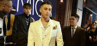 El artista local, recientemente nominado al grammy latino. El Momento De Furia De Pablo Chill E En Pleno Show Insulto Al Publico Y Se Retiro Ofuscado Del Escenario