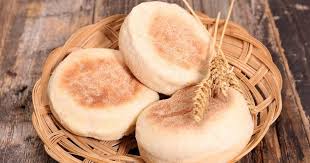 Pour Votre Brunch Du Dimanche Decouvrez La Recette Originale Du Muffin Sale Anglais Recette Muffin Anglais Brunch Dimanche Muffins Anglais
