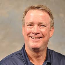 Brett Ray's Instagram, Twitter & Facebook