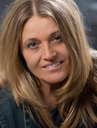 Sandra Burson's Instagram, Twitter & Facebook