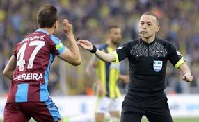 Bu maçların 25'i sarı fenerbahçe, cüneyt çakır'ın düdük çaldığı 51 müsabakada mücadele etti. Galatasaray Besiktas Maci Icin Cuneyt Cakir Gercegi