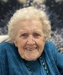 Ruby Dubois's Instagram, Twitter & Facebook