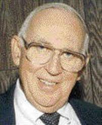 Obituaries today: Richard Howell, 86, founding partner of Lumbermen's Inc. 