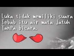 Jumat (4/6/2021), bintang film ketika cinta bertasbih itu mengabarkan, ayahnya yakni, sulyanto meninggal dunia. Status Wa Menyentuh Hati Bikin Baper Quotes Caption Sedih Galau Terbaru 2019 Youtube Quotes Captions Bikins