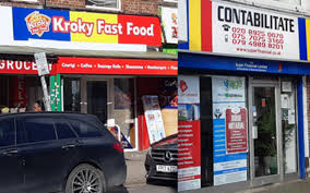 Pentru operativitate utilizaţi corespondenţa electronică! ReprezentanÅ£i Ai Ambasadei Romaniei La Londra In VizitÄƒ La Magazinele Vizate De AmeninÅ£Äƒri Xenofobe