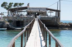 Lunch At Illeta Camp De Mar Fish Feathers Travel Blog Majorca Travel Blog Travel