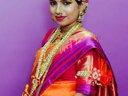 This printable baby brunch invitation is a must have for your baby shower brunch! Dohale Traditional Baby Shower Jewellery Novocom Top