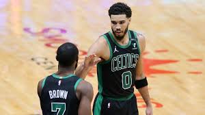 Jayson was born on march 3, 1998, to justin tatum and brandy cole. Celtics Jayson Tatum And Jaylen Brown Both Head To Locker Room After Awkward Late Game Collision Cbssports Com