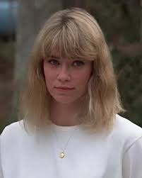 Back - Lar Park Lincoln, Actress in 'Knots Landing' and 'Friday the 13th  Part VII,' Dies at 63 Lar Park Lincoln, who portrayed the conniving Linda  Fairgate on Knots Landing and Tina