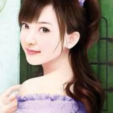 Stream Vivian Castle music