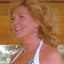 Lisa Tunnell's Instagram, Twitter & Facebook