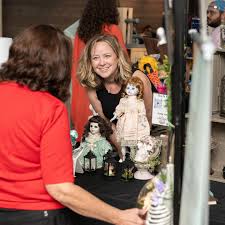 Get ready for a fall bazaar that's all treats, no tricks! 🧙‍♀️🍁 The next  Old St. Anthony Fall Bazaar is coming Sunday, October 20th,  @machineshopmpls. Our marketplace will have all your fav