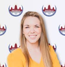 Lynn Arsenault's Instagram, Twitter & Facebook