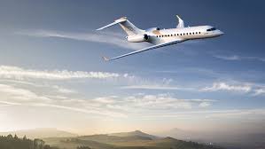Bombardier S Global 6500 Business Jet Is Nearly Ready For Takeoff Robb Report Jet Private Jet Flight Deck