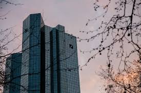 Sobald sie eine abrechnung erhalten haben, werden sie von den meisten banken um eine zahlung innerhalb einer woche gebeten. Schwache Bilanz Wie Es Bei Der Deutschen Bank Weiter Geht