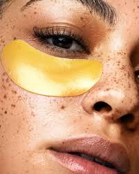 Shoot With Sigma Deutschland Julia Dalia Shari Makeup Mon Shari Sarah Piel Sarahpielczykphotography Skincare In 2020 Skin Care Facial Masks Face