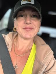 Did my lipstick order arrive?