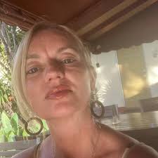 What to use to shine black hard top?