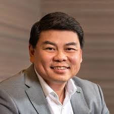 Bee Kwan's Instagram, Twitter & Facebook