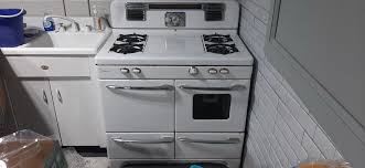 Image result for Olivetone Dark 1972 Caloric