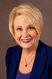 Lynette Busby's Instagram, Twitter & Facebook