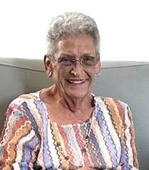 Donna Wilkins's Instagram, Twitter & Facebook