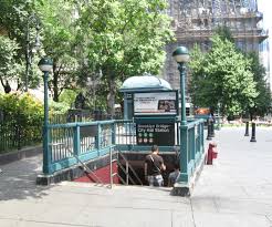 Bike traffic between brooklyn and manhattan has spiked in the last year, with the. Brooklyn Bridge City Hall Chambers Street Metro De New York Wikipedia