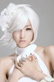 pin von ﾚ o 乇 ﾚ o 乇 auf white the cursed melody haarschonheit haar styling weissblonde haare