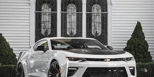 The lt1 trim level can be spruced up with the rs and redline edition options, and across the board, wireless apple carplay. 2017 Chevrolet Camaro Ss 1le Manual Tested