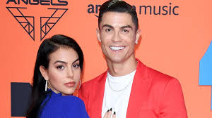 A felicidade dos meus filhos e netos é a minha felicidade ✌. Thief Targeted Cristiano Ronaldo S Mansion With Mum And Brother Still Inside Dublin S Fm104