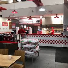 Five Guys الرياض تعليقات حول المطاعم Tripadvisor