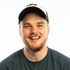 Vanessa Cauthen's Instagram, Twitter & Facebook