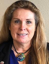 Janet Toth's Instagram, Twitter & Facebook